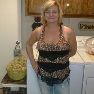 Meet your Posher, Monique